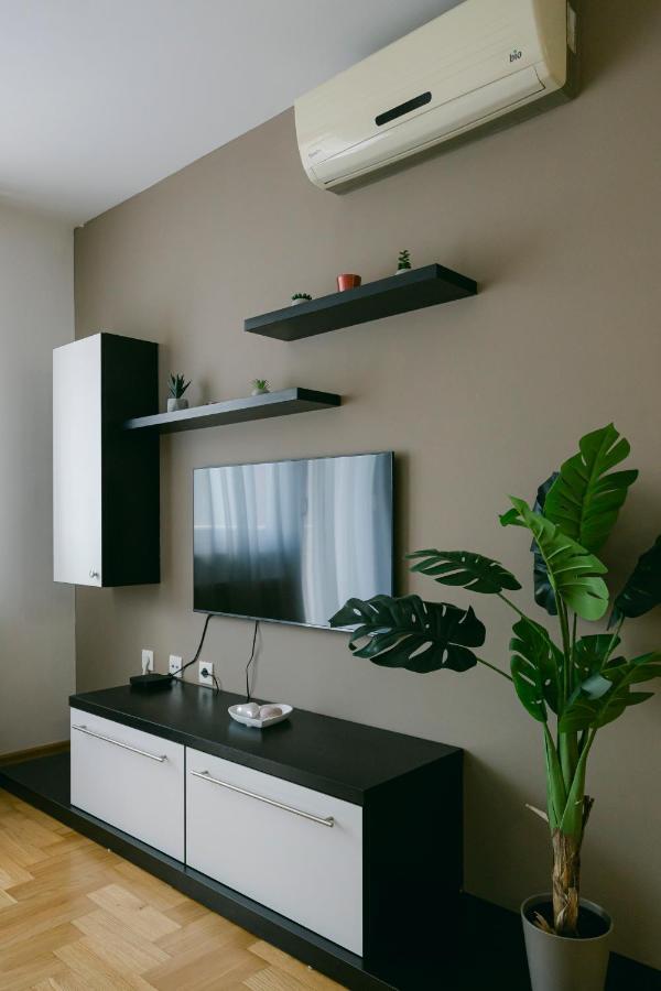 Ladenta Apartman*** Zagreb Extérieur photo
